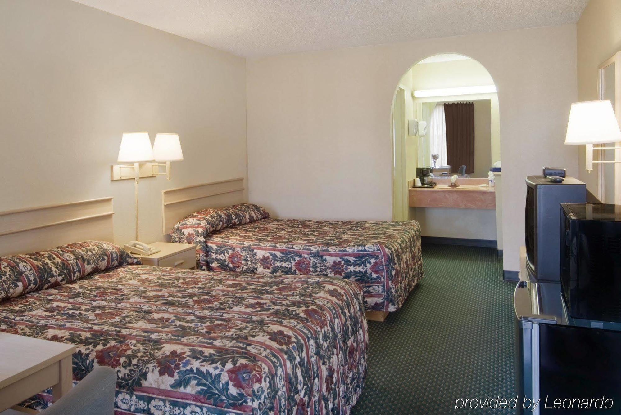 Econo Lodge Гейнсвилл Экстерьер фото
