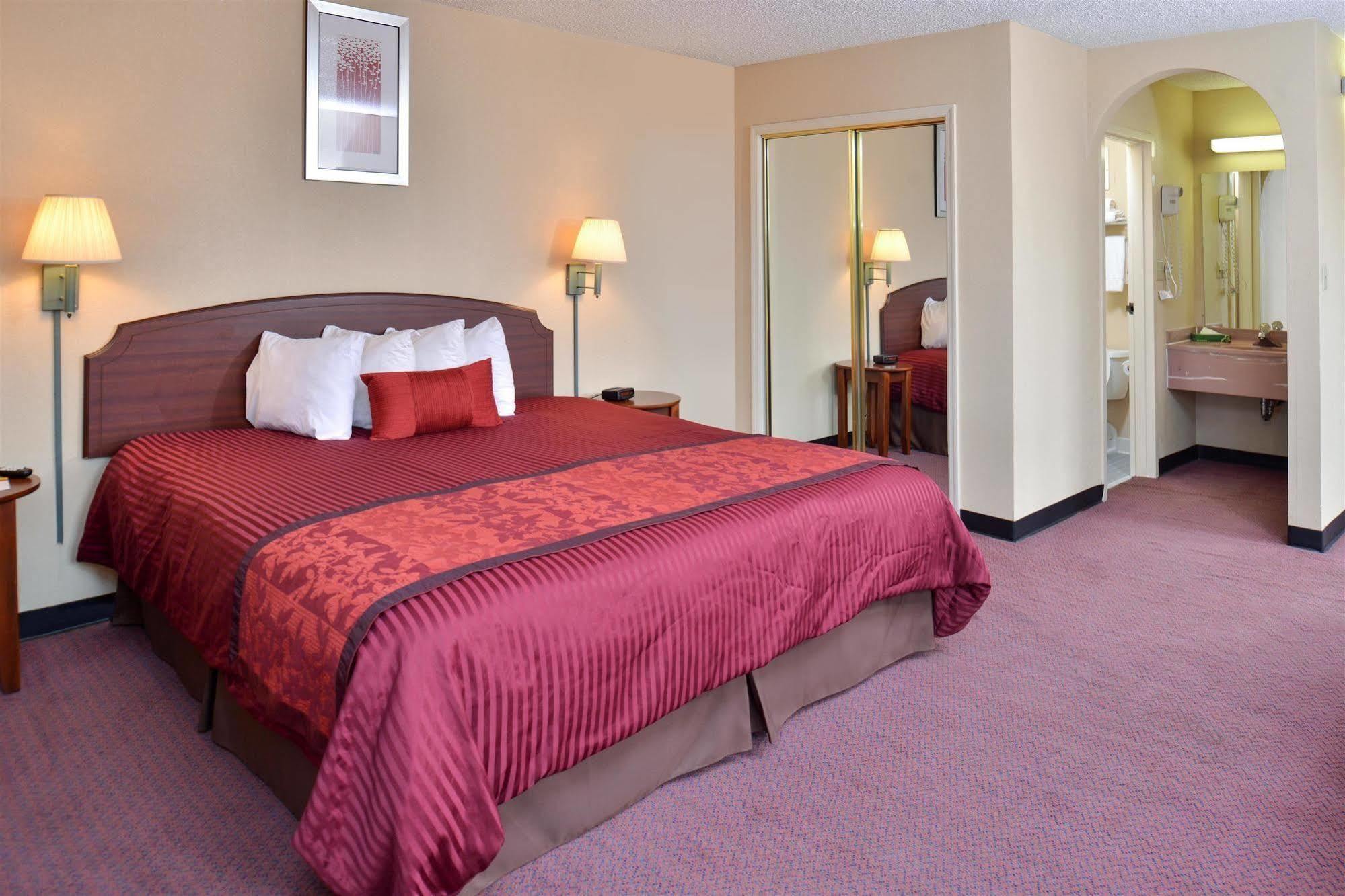 Econo Lodge Гейнсвилл Экстерьер фото