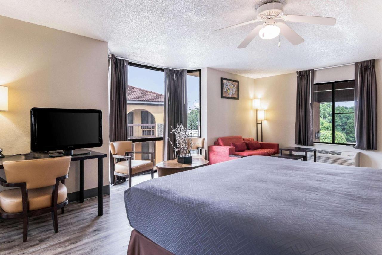 Econo Lodge Гейнсвилл Экстерьер фото