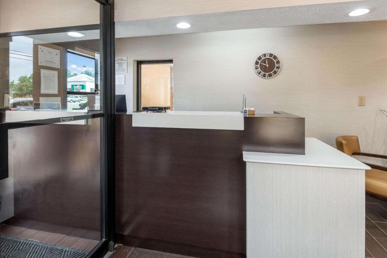 Econo Lodge Гейнсвилл Экстерьер фото